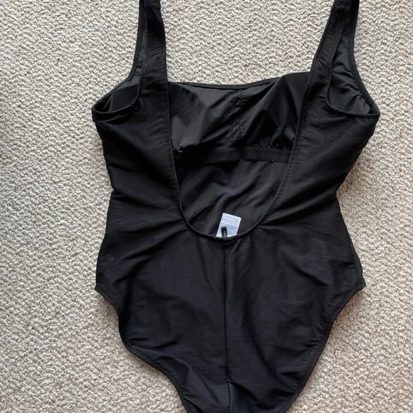 New J.Crew Scrunchie Classic Scoopneck 1-piece - Picture 6 of 9